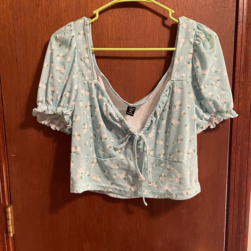 ⭐️ 6/$25 ⭐️ Shein Crop Top